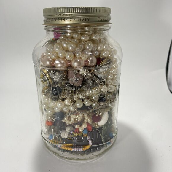 2+ Lb Ball Mason Jar Mystery Lot All Wearable Jewelry GUC Necklaces Bracelet Etc - Picture 5 of 8